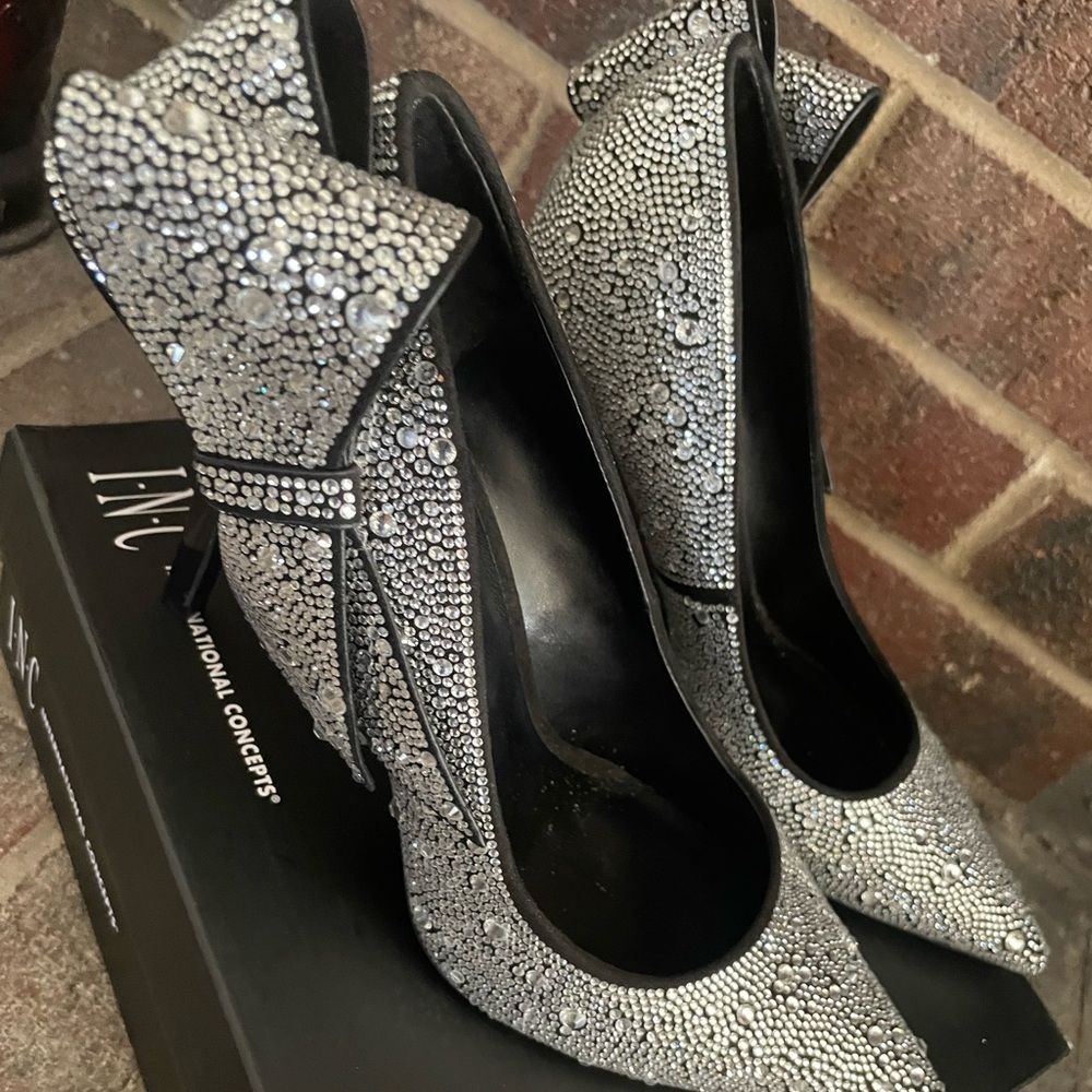 Macys INC silver heels